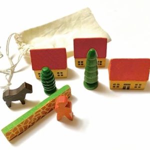 Vintage 8pc Erzgebirge Wood Village Germany
